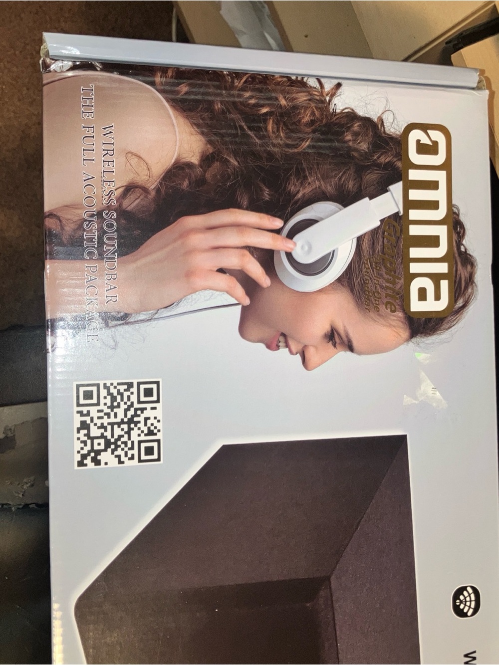 Omni’a 36” blue tooth speaker with plug & play , will adapt any speaker system